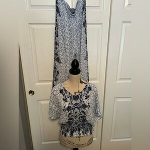 Blue and White Floral Women's Top and Pants
